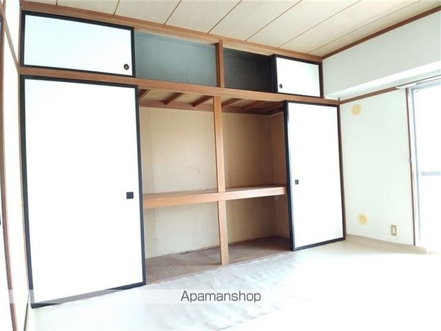高橋マンションの内装写真