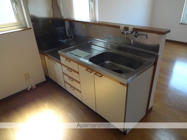 ハイネス自由ヶ丘　Ａ[3LDK/68.73m2]のキッチン