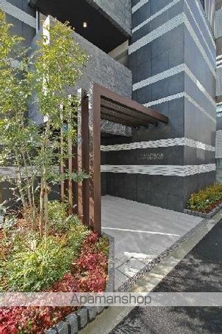 セイワパレス梅田茶屋町の玄関写真
