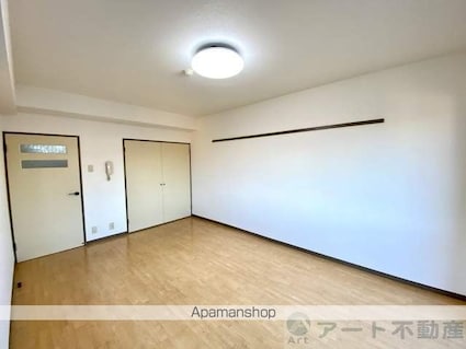 ロイヤルコートⅡ[1K/28.8m2]の内装3