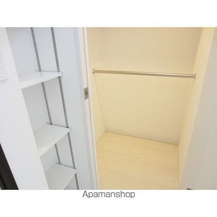 エスタート新宿[1K/25.03m2]の収納