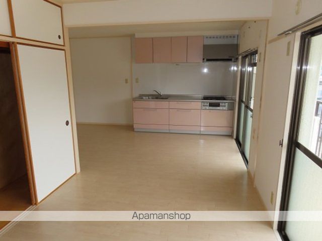 ハイコーポヤスダ1の内装写真