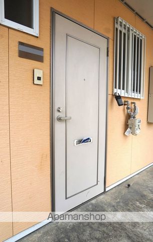 MP11番館の玄関写真