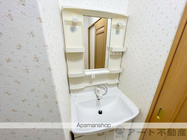 グローリー川内の内装写真