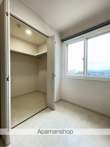 IMPERIAL Sの内装写真