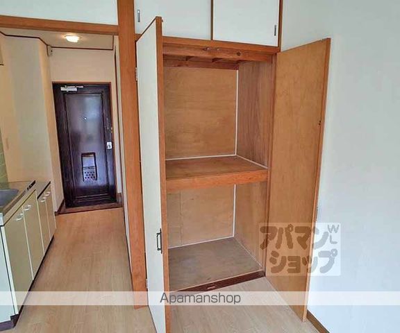 岩倉南河原町マンションの内装写真