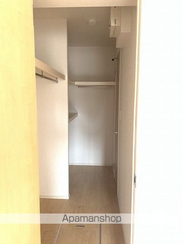 フレミール ヴァン Dの内装写真