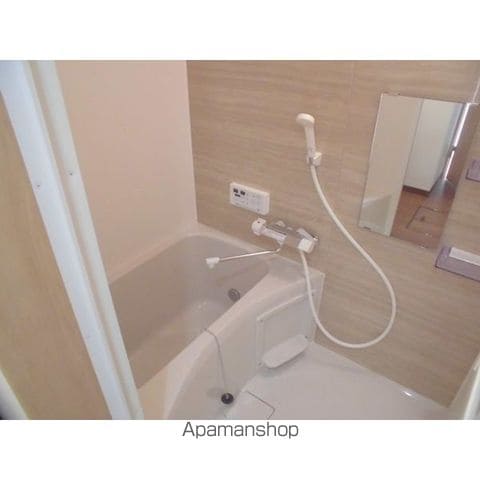 アースクエイク上条A棟の内装写真