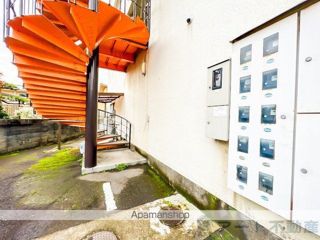 アカデミア横河原駅前の玄関写真