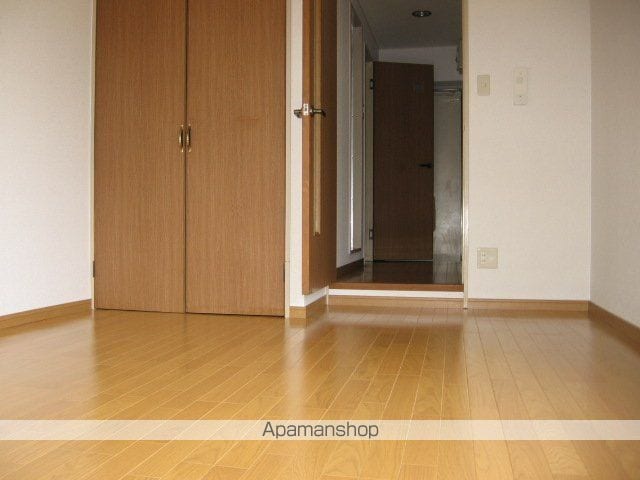 ヤマゼンロイヤルパレスの内装写真