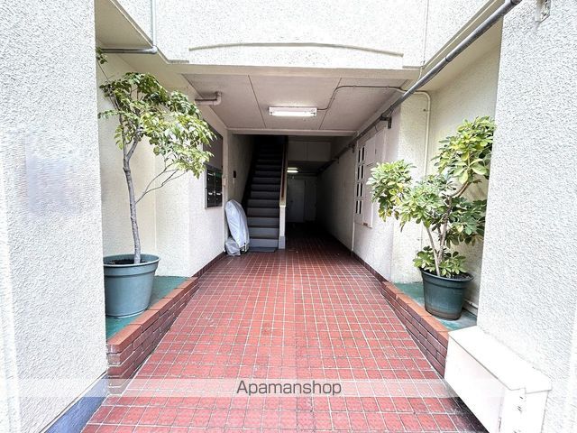 住田ビル[1R/35m2]のエントランス