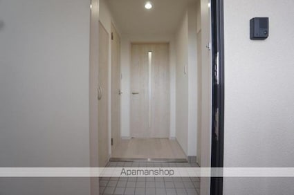 Ａｓｈｉｈａｒａ　ｂｕｉｌｄｉｎｇ[1LDK/40.67m2]の玄関