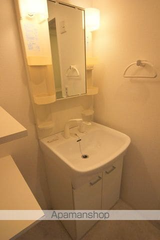 フロンティアタワー九条Iの内装写真