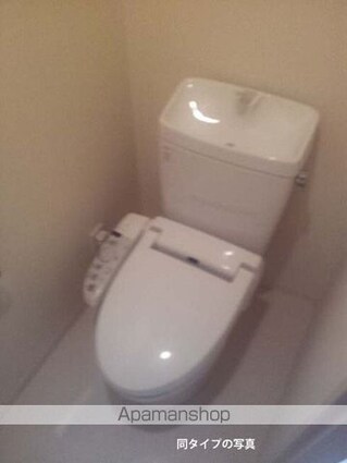 コンフォリア上野広小路[1LDK/50.59m2]のトイレ