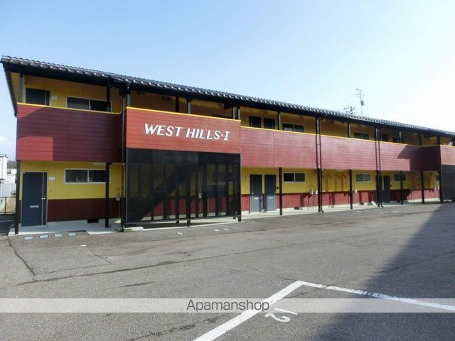 WEST HILLS Iの玄関写真
