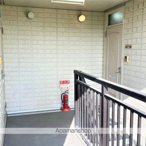 菩提樹ハイツDの玄関写真