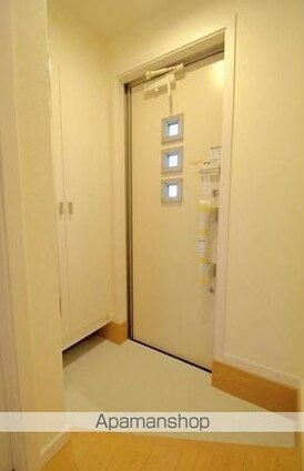 ＳＩＬＫ　ＴＥＲＲＡＣＥ[2LDK/62.93m2]の玄関