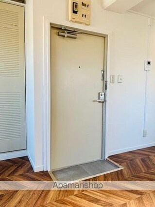 東京都世田谷区上馬１丁目[1R/18.4m2]の玄関