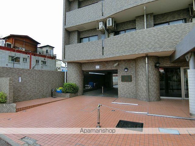 ライオンズマンション甲府中央の外観写真