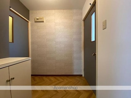 ハイツ松並[1DK/30.63m2]の玄関