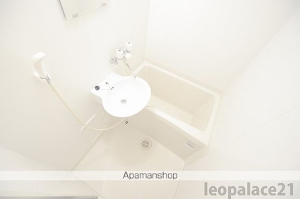 レオパレスやはた[1K/22.35m2]のバス