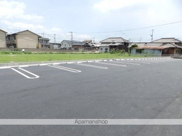 広島県福山市東川口町２丁目[2LDK/61.08m2]の駐車場1