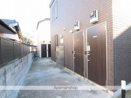 ＲＥＶＥ拝島[1R/29.46m2]のエントランス2