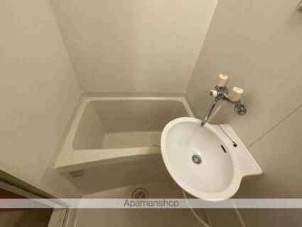 レオパレスクレールアヴェニール[1K/23.61m2]のバス