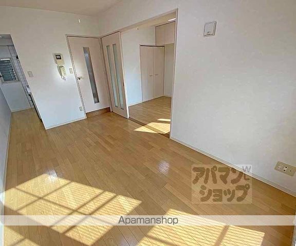 ライフプラザ烏丸御池の内装写真