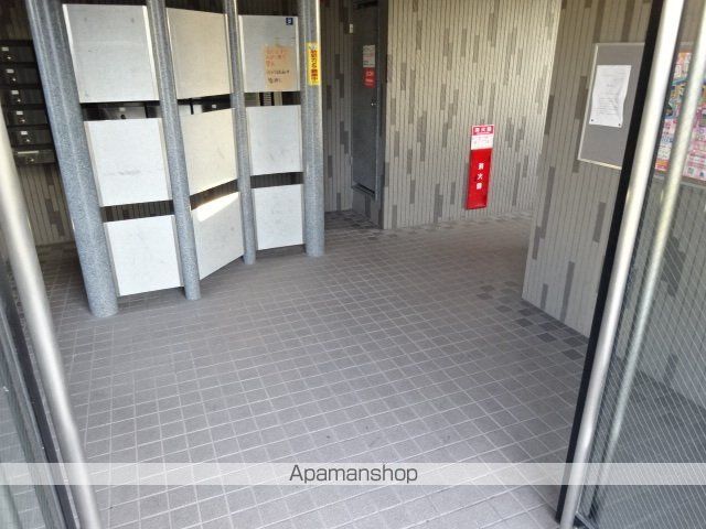 プラウクリエイトの玄関写真