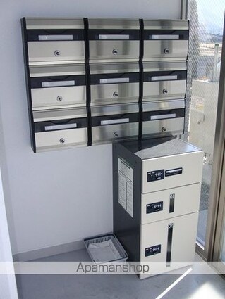 ヴィラ・クレアーレ[2LDK/57.92m2]の共用部5