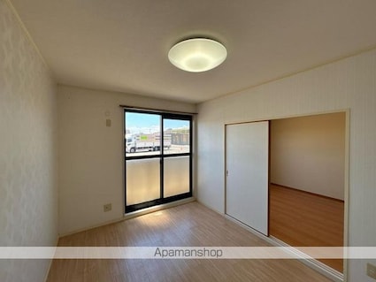 ガーデンプレイス香西Ｂ・Ｄ[3DK/55.8m2]の内装4