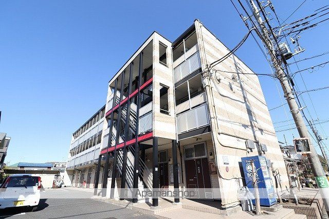 レオパレス村山の外観写真