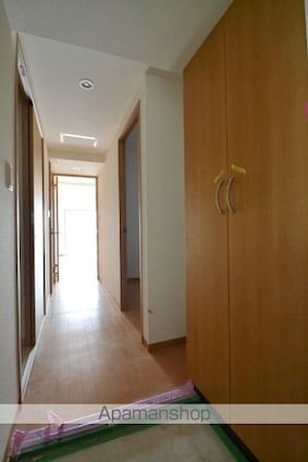 リビンコートＳＴＵＤＩＯ富町アネックス[1LDK/44.55m2]の玄関