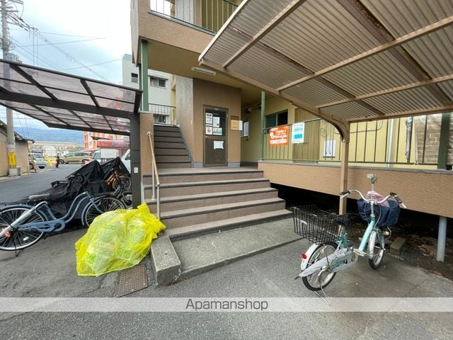 山本北コーポラス1号の玄関写真