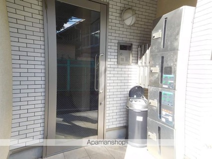 アルベリーノ南阿佐ヶ谷[1K/28.72m2]のエントランス2