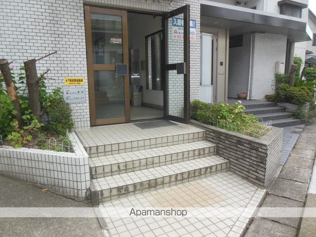 第2シャトープレドパークの玄関写真