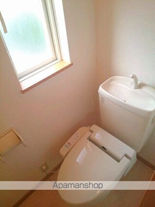 シャン・ミリューⅢ[1R/35.98m2]のトイレ