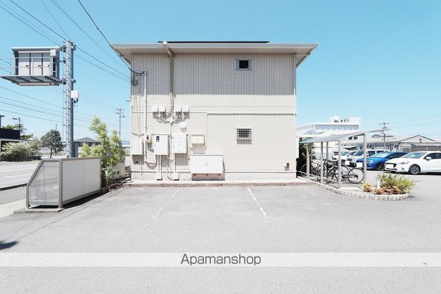 ロイヤルテラスの外観写真