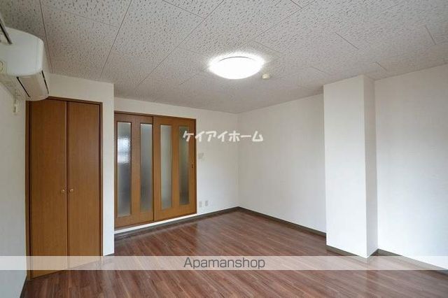 コスモクイーン鹿田の内装写真