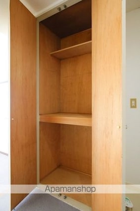 ワールドパレス永福町[1R/16.87m2]の収納