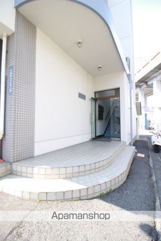 シェーンハイト大和町の玄関写真
