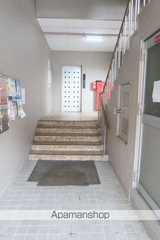 ファランステールI.の玄関写真