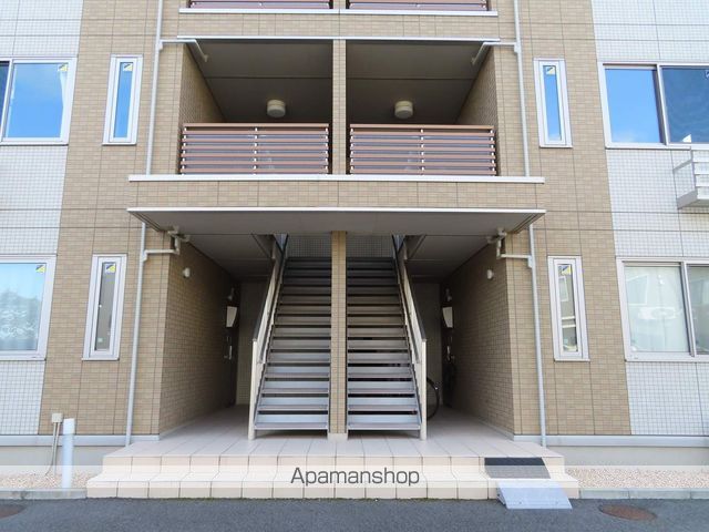 サンローザの外観写真