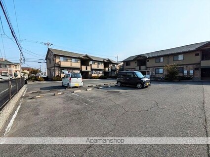 パミドール・ルーチェ　Ｂ棟[2LDK/53.76m2]の駐車場