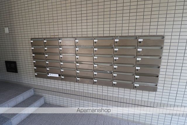 アルタイル浦安の玄関写真