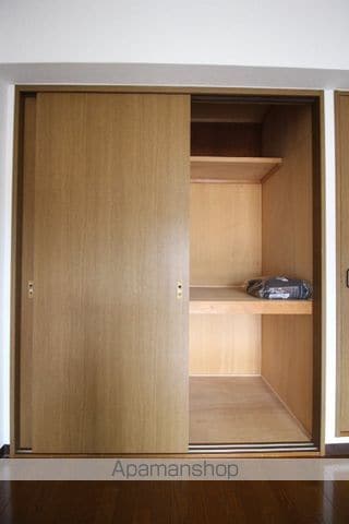 ロイヤルパレス林Iの内装写真