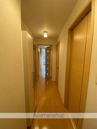 アーバンフラット六条Ⅲ[1R/34.06m2]の玄関