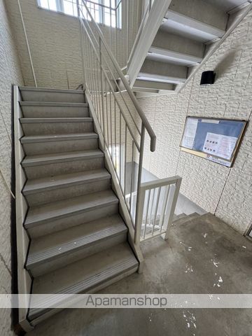 アーヴァン84の玄関写真