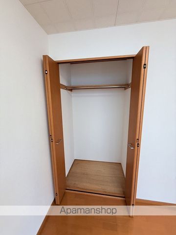シャイニングスターの内装写真